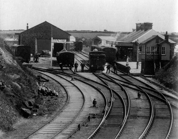 helstonstationturnofcentury_small